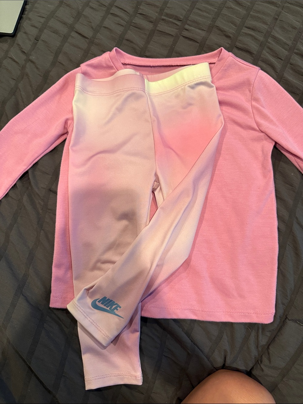 Nike Pink Gradient Girls' Active Set - Picture 4 of 4